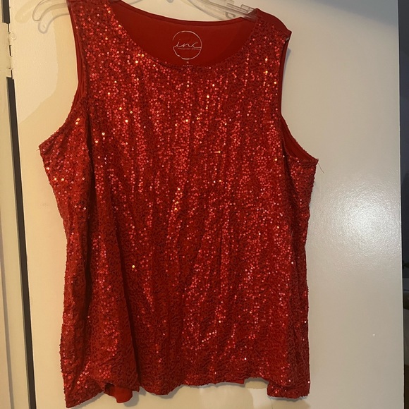 Like new Dress Top with cut out Shoulders size XL - Picture 2 of 2